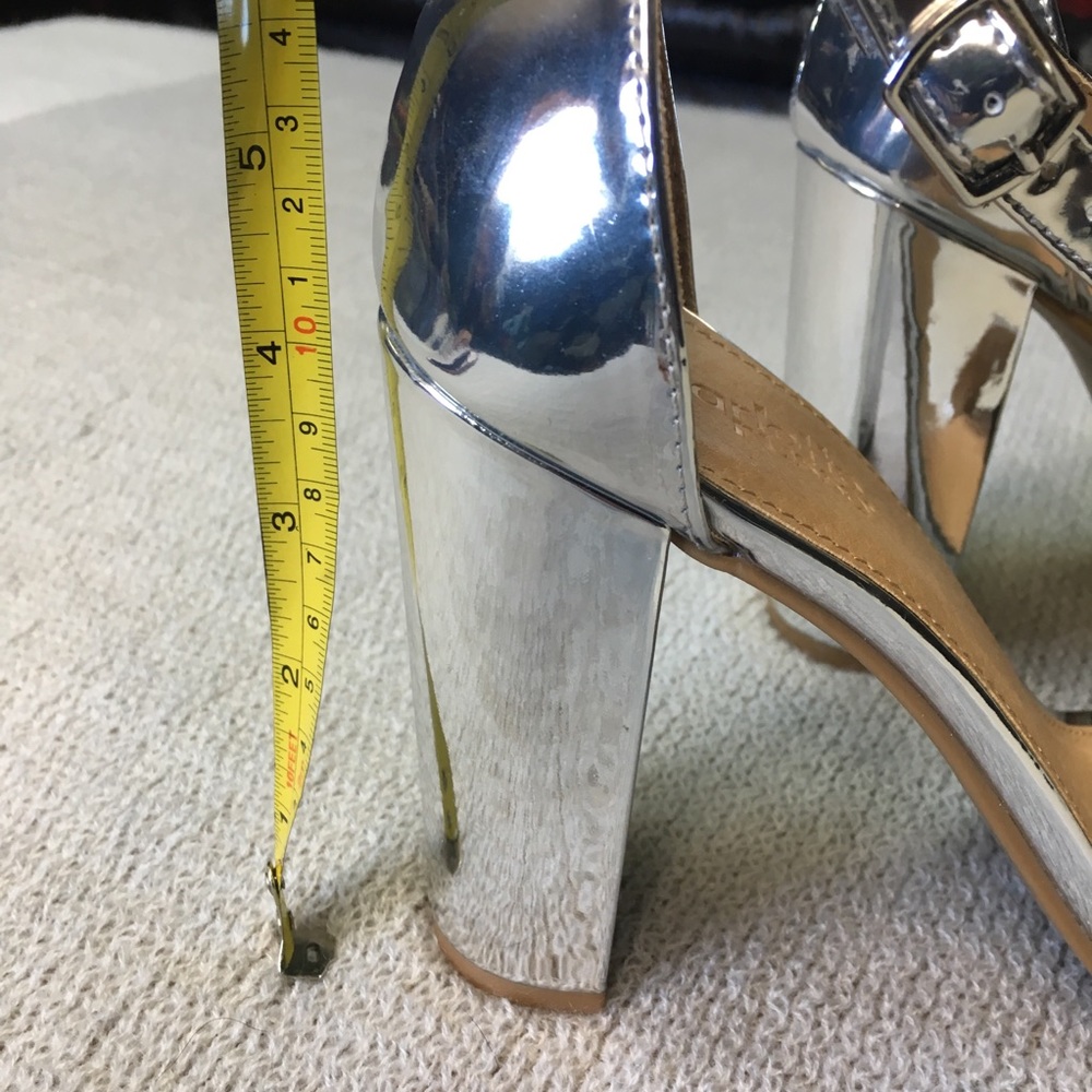 Charlotte Russe metallic silver chunky high heel - Picture 6 of 8